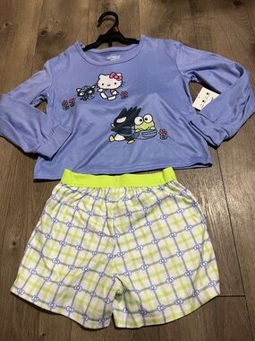 Hello Kitty Pajama Set Size Small (6-6X) New